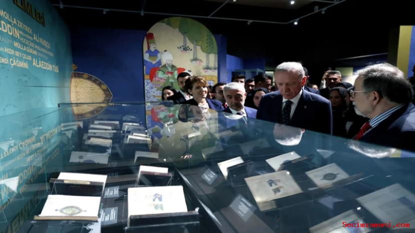 Cumhurbaşkanı Erdoğan, Fatih Sultan Mehmet Sergisi'ni Gezdi